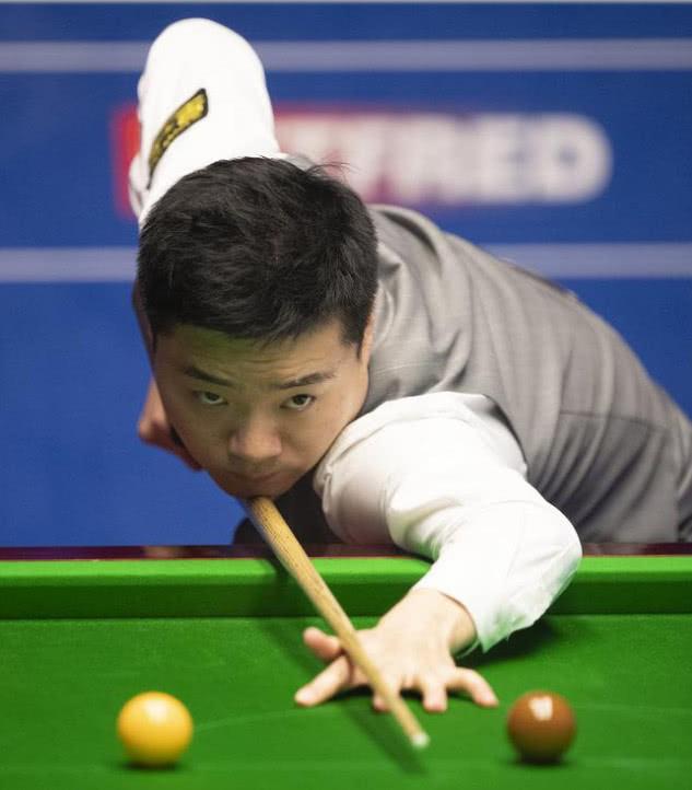 快乐男孩 快乐男孩